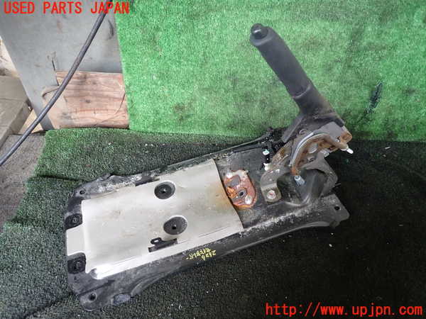 1UPJ-26267550]スーパーキャリイ(DA16T)サイドブレーキレバー 中古_m0002.jpg