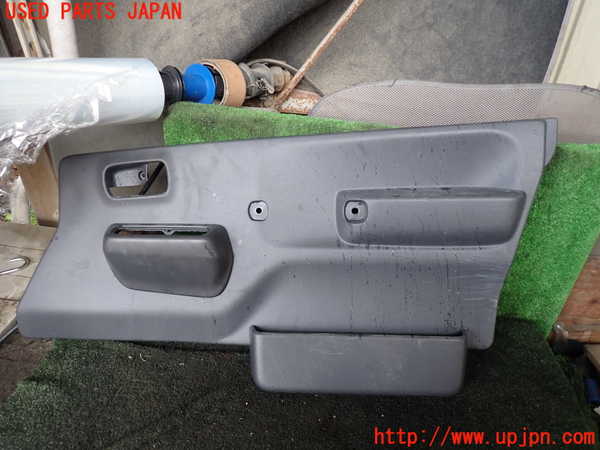 1UPJ-26261234]スーパーキャリイ(DA16T)右ドア内張り 中古_m0001.jpg