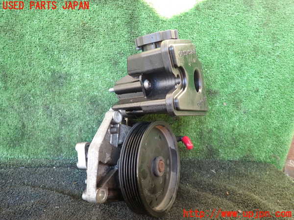 5UPJ-26274250]ベンツ GLK300 4MATIC X204(204981)パワステポンプ 中古_m0001.jpg