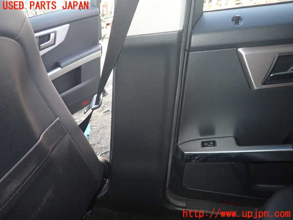 5UPJ-26277665]ベンツ GLK300 4MATIC X204(204981)右センターピラートリム 中古_m0003.jpg