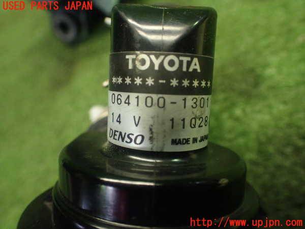 5UPJ-26292110]クラウン アスリート ハイブリッド(AWS210)ウォーターポンプ 中古_m0004.jpg