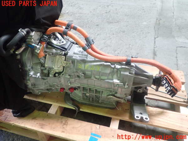 1UPJ-26293010]クラウン アスリート ハイブリッド(AWS210)ミッション AT 2AR-FSE 中古_m0001.jpg