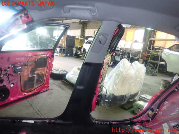 1UPJ-26297665]クラウン アスリート ハイブリッド(AWS210)右センターピラートリム 中古_m0001.jpg