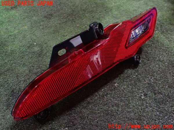 1UPJ-26301156]プリウス(ZVW60)左リアコーナーランプ 中古_m0001.jpg