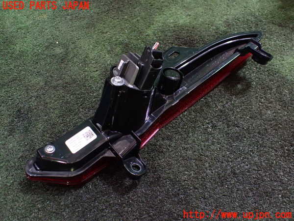 1UPJ-26301156]プリウス(ZVW60)左リアコーナーランプ 中古_m0003.jpg