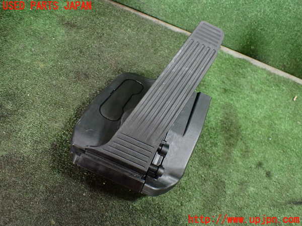 1UPJ-26306382]プリウス(ZVW60)センサー2 (アクセルペダル) 中古_m0001.jpg
