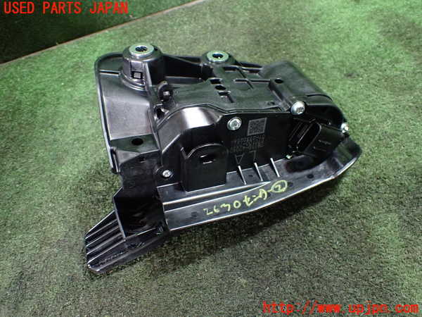 1UPJ-26306382]プリウス(ZVW60)センサー2 (アクセルペダル) 中古_m0003.jpg