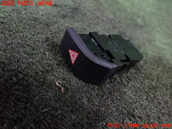 1UPJ-26306290]プリウス(ZVW60)ハザードスイッチ 中古_m0001.jpg