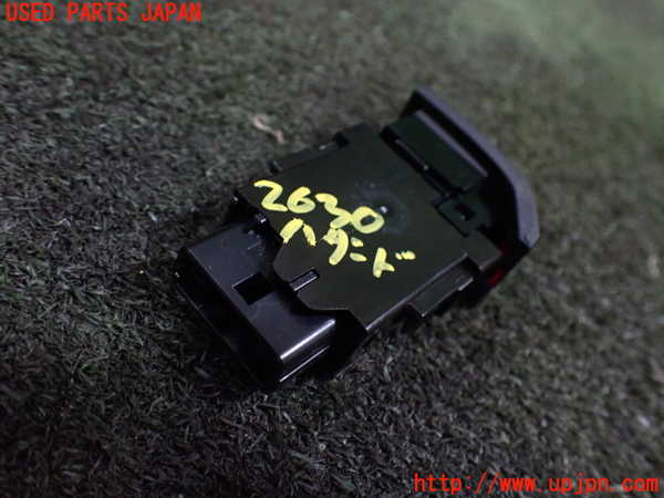 1UPJ-26306290]プリウス(ZVW60)ハザードスイッチ 中古_m0002.jpg