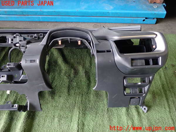 1UPJ-26307505]プリウス(ZVW60)ダッシュボード 中古_m0002.jpg