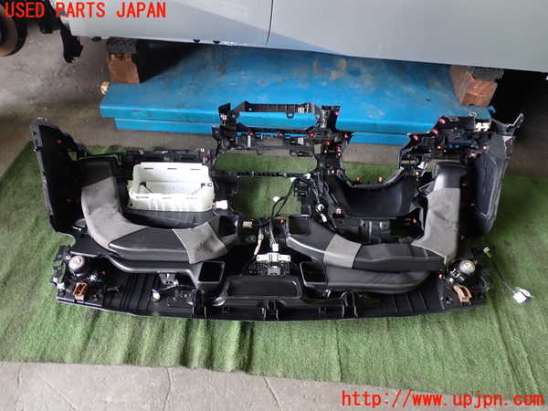 1UPJ-26307505]プリウス(ZVW60)ダッシュボード 中古_m0005.jpg