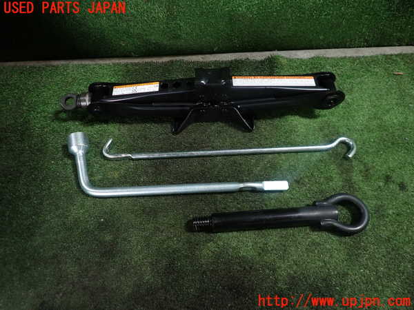 1UPJ-26307805]プリウス(ZVW60)車載工具 中古_m0001.jpg