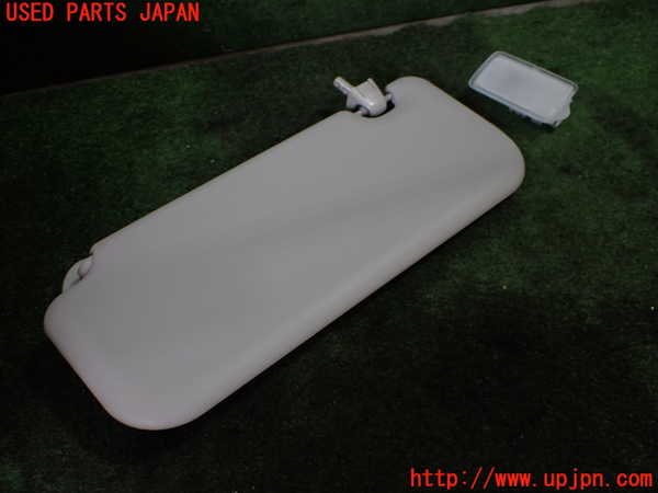 1UPJ-26307625]プリウス(ZVW60)室内サンバイザー右側 中古_m0001.jpg