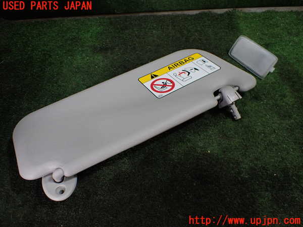 1UPJ-26307630]プリウス(ZVW60)室内サンバイザー左側 中古_m0001.jpg