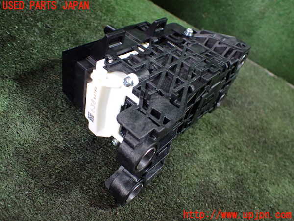1UPJ-26307555]プリウス(ZVW60)ATシフトレバー 中古_m0003.jpg