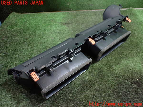 1UPJ-26307528]プリウス(ZVW60)エアコン吹き出し口3 (真中) 中古_m0004.jpg