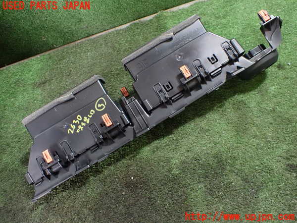 1UPJ-26307528]プリウス(ZVW60)エアコン吹き出し口3 (真中) 中古_m0005.jpg