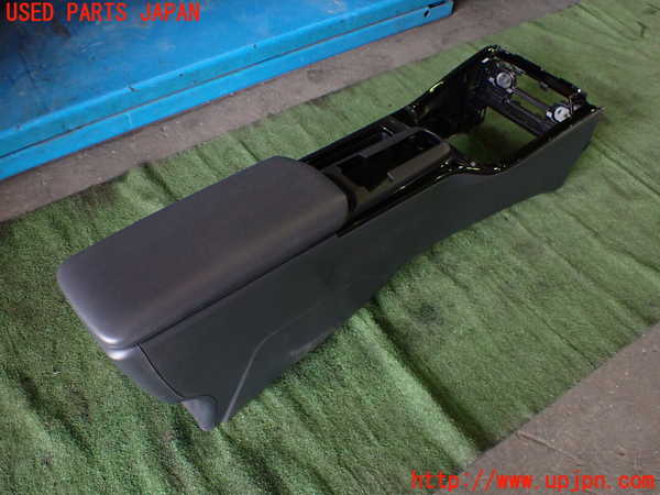 1UPJ-26307540]プリウス(ZVW60)センターコンソール 中古_m0001.jpg