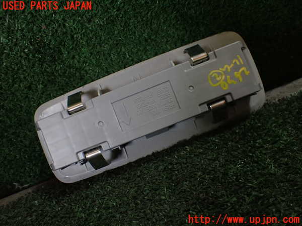 1UPJ-26306412]プリウス(ZVW60)ルームランプ2 (2列目) 中古_m0002.jpg