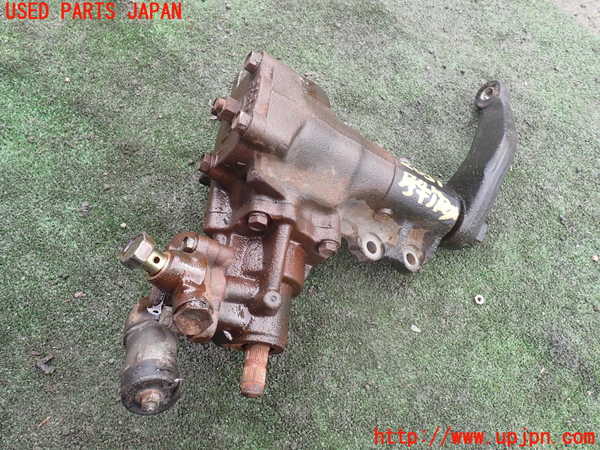 5UPJ-26314235]ランクル80系(HDJ81V)パワステギアボックス 中古_m0001.jpg