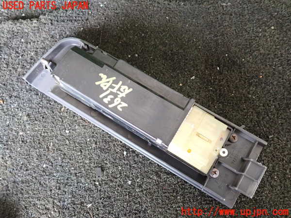 5UPJ-26316240]ランクル80系(HDJ81V)右前パワーウィンドウスイッチ 中古_m0002.jpg