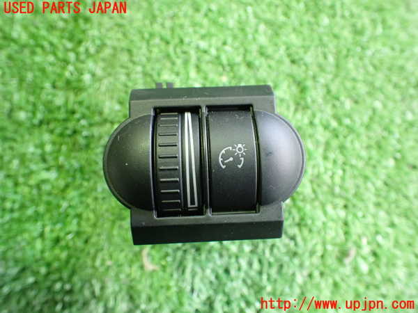 2UPJ-26336308]VW ゴルフ カブリオレ(カブリオ)(1KCAVK)スイッチ3 (メーター照度) 中古_m0001.jpg
