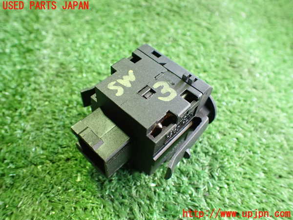 2UPJ-26336308]VW ゴルフ カブリオレ(カブリオ)(1KCAVK)スイッチ3 (メーター照度) 中古_m0002.jpg