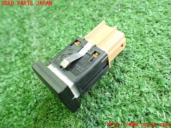 2UPJ-26336309]VW ゴルフ カブリオレ(カブリオ)(1KCAVK)スイッチ4 (パークディスタンス) 中古_m0003.jpg
