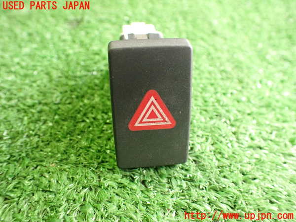 2UPJ-26336290]VW ゴルフ カブリオレ(カブリオ)(1KCAVK)ハザードスイッチ 中古_m0001.jpg