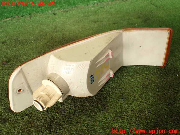2UPJ-26341150]ポルシェ・968(968)右コーナーランプ 【ジャンク品】 中古_m0003.jpg