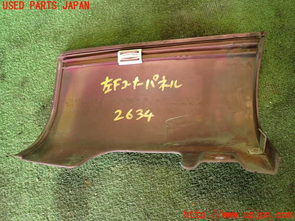 5UPJ-26341102]ポルシェ・968(968)左前コーナーパネル 中古_m0004.jpg
