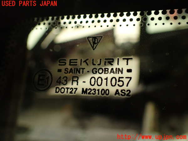 2UPJ-26341382]ポルシェ・968(968)左クォーターガラス 中古(43R-001057 M231)_m0002.jpg