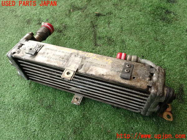 5UPJ-26342481]ポルシェ・968(968)オイルクーラー1 中古_m0001.jpg