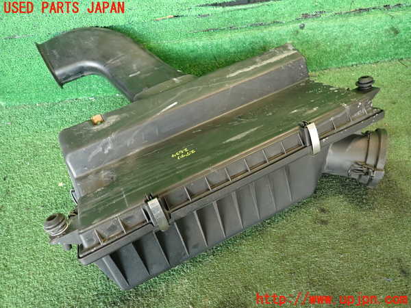2UPJ-26342560]ポルシェ・968(968)エアクリーナーボックス 中古_m0003.jpg