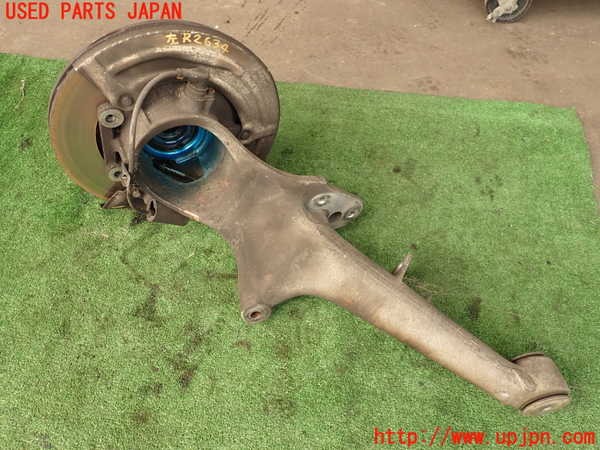 2UPJ-26344305]ポルシェ・968(968)左リアナックルハブ 中古_m0002.jpg