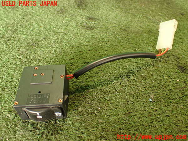 2UPJ-26346309]ポルシェ・968(968)スイッチ4 (ヘッドライトレベライザー) 中古_m0001.jpg