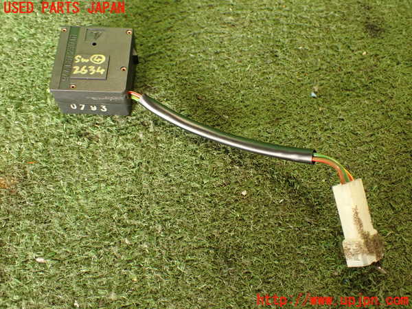 2UPJ-26346309]ポルシェ・968(968)スイッチ4 (ヘッドライトレベライザー) 中古_m0003.jpg