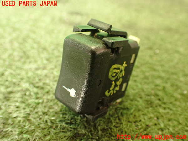 2UPJ-26346312]ポルシェ・968(968)スイッチ7 (センターロック) 中古_m0001.jpg