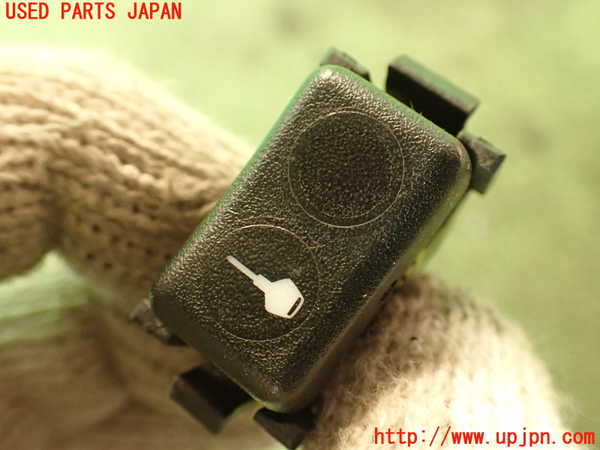 2UPJ-26346312]ポルシェ・968(968)スイッチ7 (センターロック) 中古_m0002.jpg