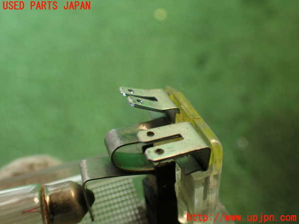 5UPJ-26346412]ポルシェ・968(968)ルームランプ2 (ラゲッジ左) 中古_m0003.jpg