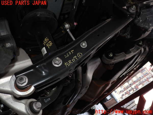 5UPJ-26355226]WRX S4(VBH)左リアロアアーム1 中古_m0001.jpg