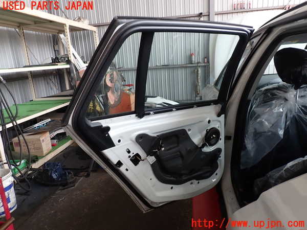 2UPJ-26361320]BMW 320d ツーリング(3D20)(F31)左後ドア 中古(43R-001735 M540)_m0004.jpg