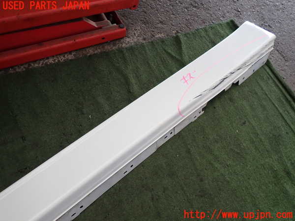 2UPJ-26361392]BMW 320d ツーリング(3D20)(F31)左サイドステップ 中古_m0003.jpg