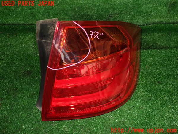 2UPJ-26361530]BMW 320d ツーリング(3D20)(F31)右テールランプ 中古_m0001.jpg