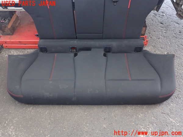 2UPJ-26367385]BMW 320d ツーリング(3D20)(F31)リアシート 中古_m0003.jpg