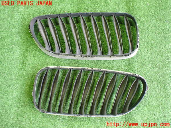 2UPJ-26371050]BMW Z4 ロードスター(BT30)ラジエターグリル 中古_m0003.jpg