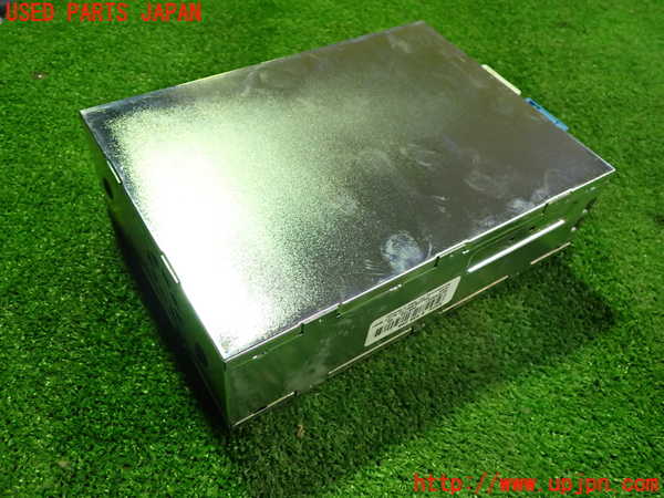 2UPJ-26376660]BMW Z4 ロードスター(BT30)TVチューナー 中古_m0003.jpg