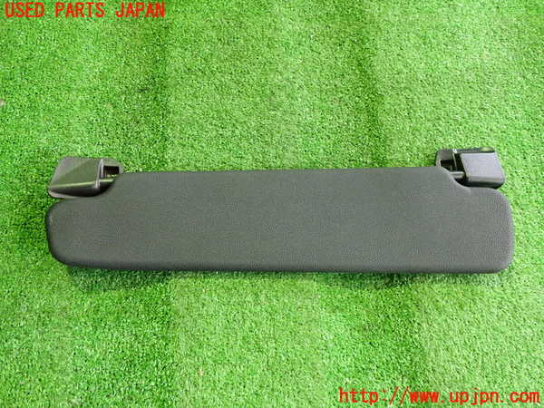 5UPJ-26377625]BMW Z4 ロードスター(BT30)室内サンバイザー右側 中古_m0001.jpg