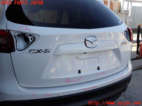 2UPJ-26381566]CX-5(KE2FW)バックドア リアゲート ハッチ (43R-007981 M28Q8) 中古_m0003.jpg
