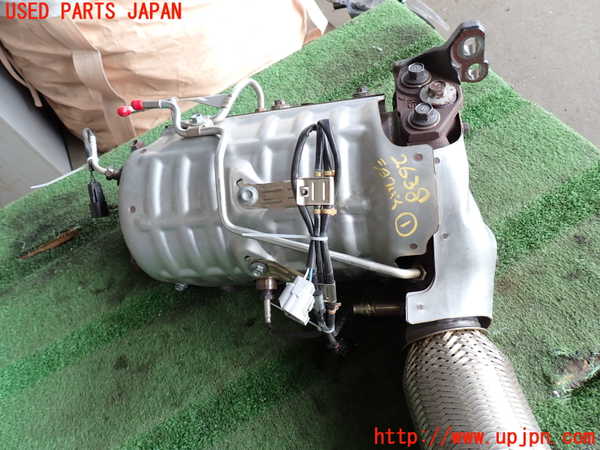 2UPJ-26382661]CX-5(KE2FW)触媒1 中古_m0002.jpg